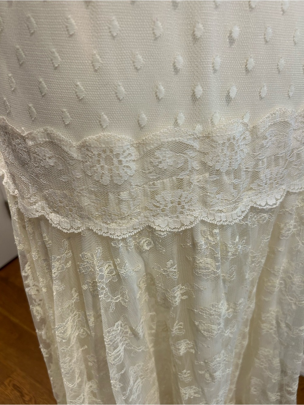 Vintage 1980s JCPenney Ivory Lace Dress - Picture 4 of 10